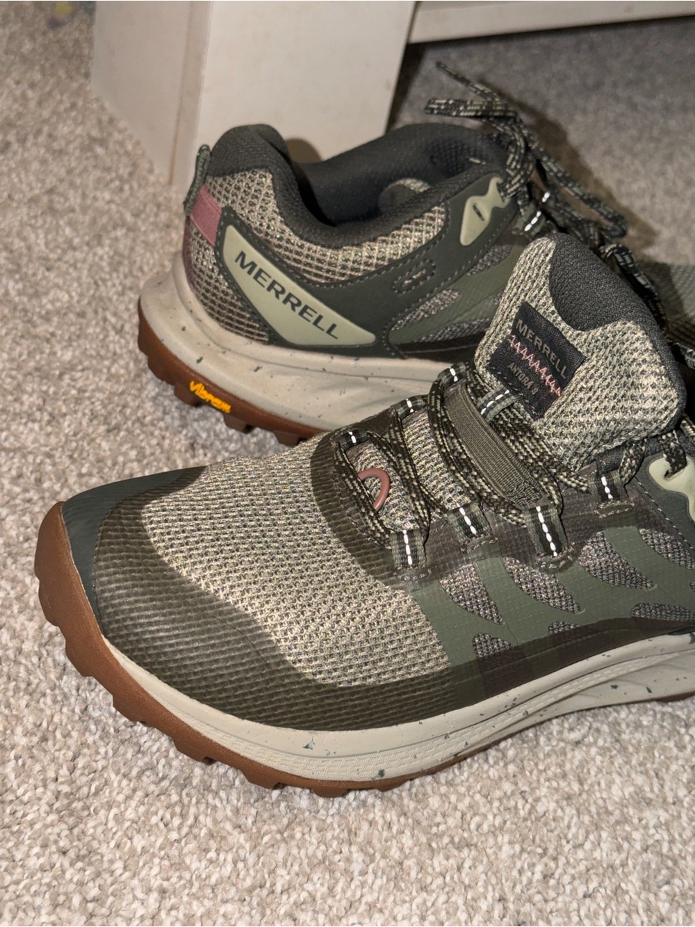 Merrell Antora 3 Trail Running Shoes Women's Size 7 Olive Green